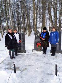 23 февраля 2021 года состоялось возложение цветов к памятникам и обелискам в честь погибших воинов